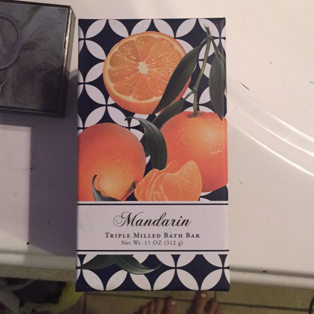 Mandarin Bath Bar